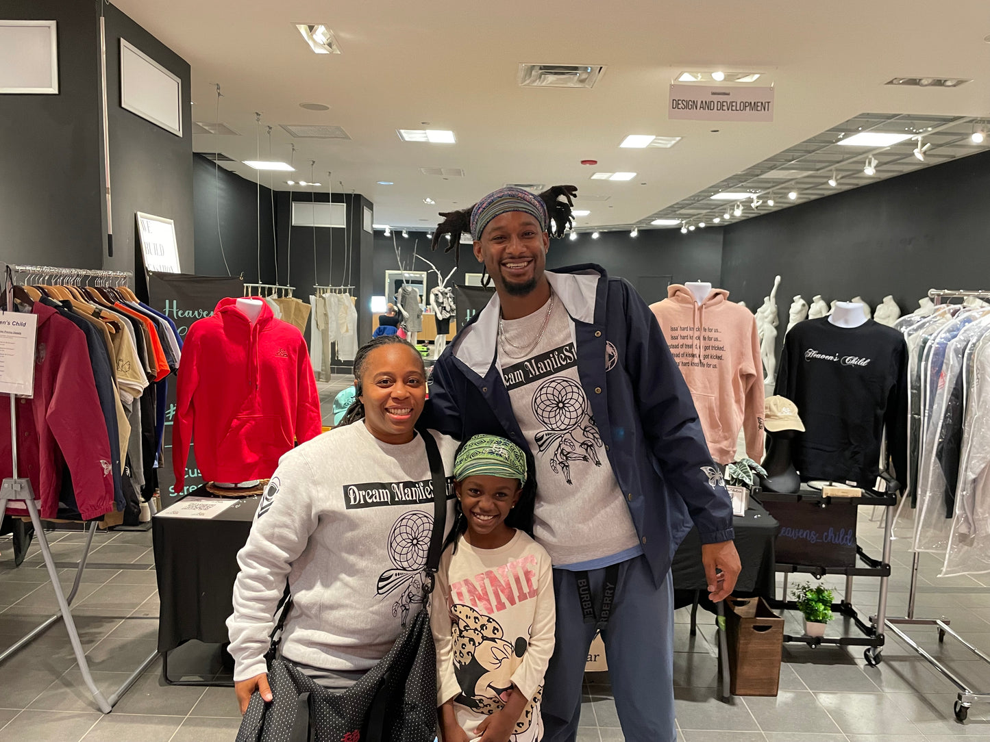 “Dream ManifeStation” Crewneck