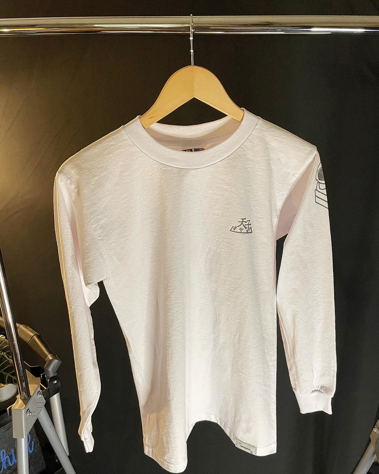 Signature Logo Back (Chicago)