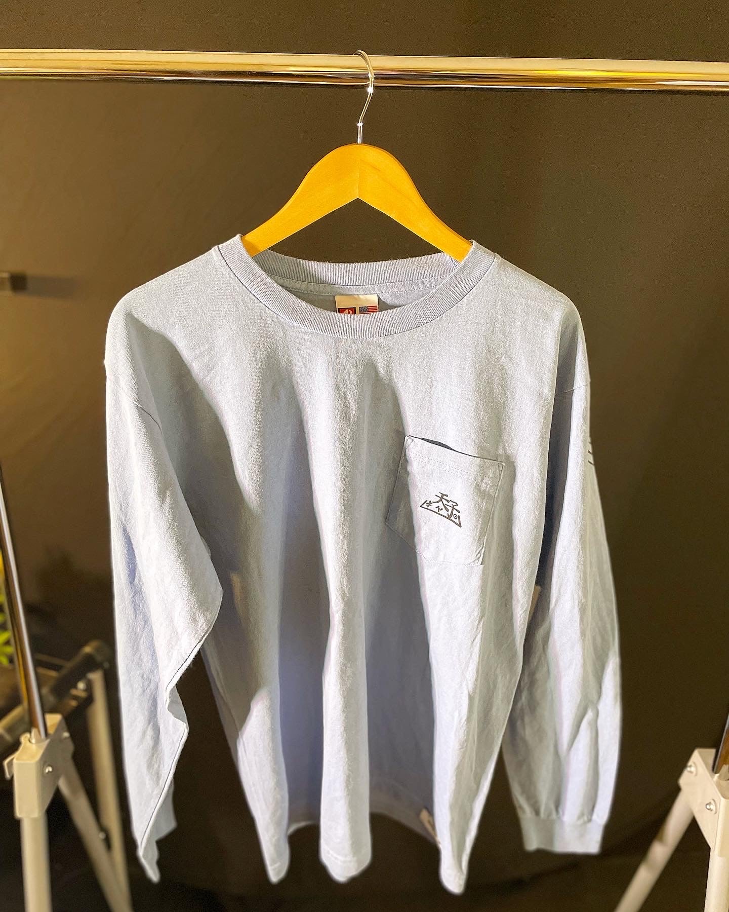 Pocket Logo Long-Sleeve