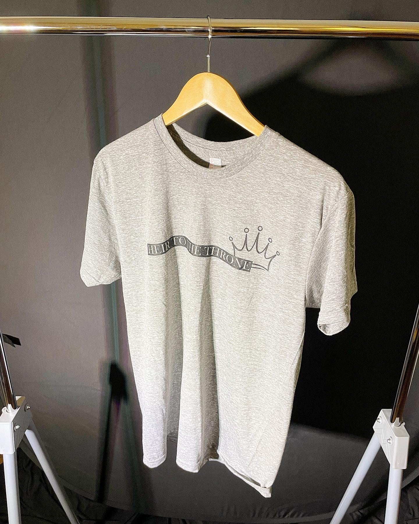 "Throne" T-Shirt